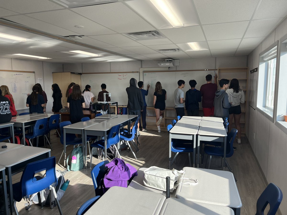 Annnd it’s assessment day!
“Here is the volume formula for a sphere. Here is the surface area formula for a sphere.  How do these relationships change as you vary the radius?”
#ThinkingClassroom #OntEd
