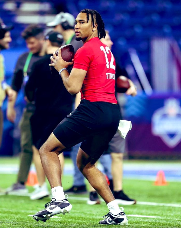 “Ohio State QBs don’t succeed.”
“Bad S2 Test score. Unintelligent.”
“Needs a dominant OL to win.”
“Has to be in a perfect situation.”
“Has no mobility &amp; an average arm.”
“Has BUST written all over him.”
“Will Levis is a much better QB.”
CJ STROUD SAID WATCH ME. 🤫