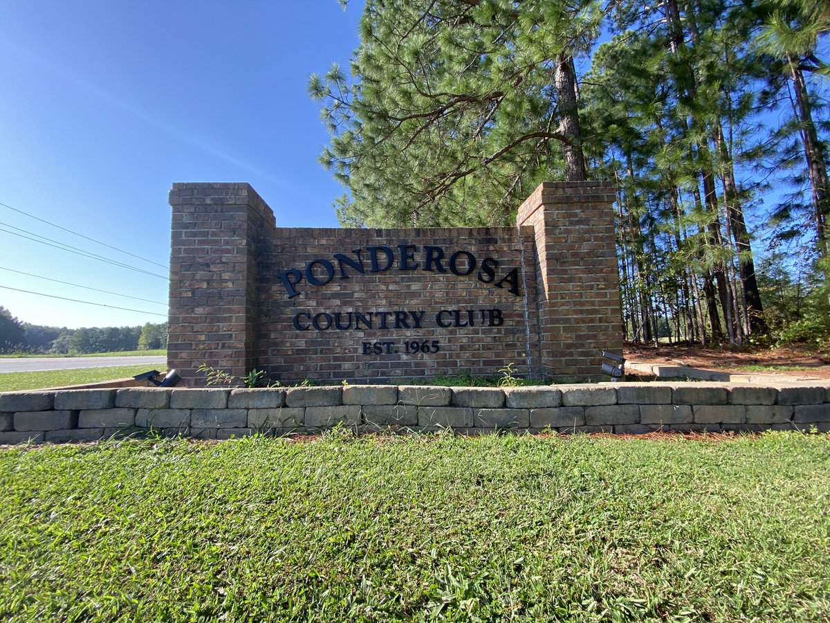 SCLRC's tweet photo. It’s a beautiful day for a golf tournament! ⛳️🏌️

We look forward to greeting our players here on the course for some friendly competition. Be sure to check back later to see more pictures from today’s event! https://t.co/yUIUOTl4Ef