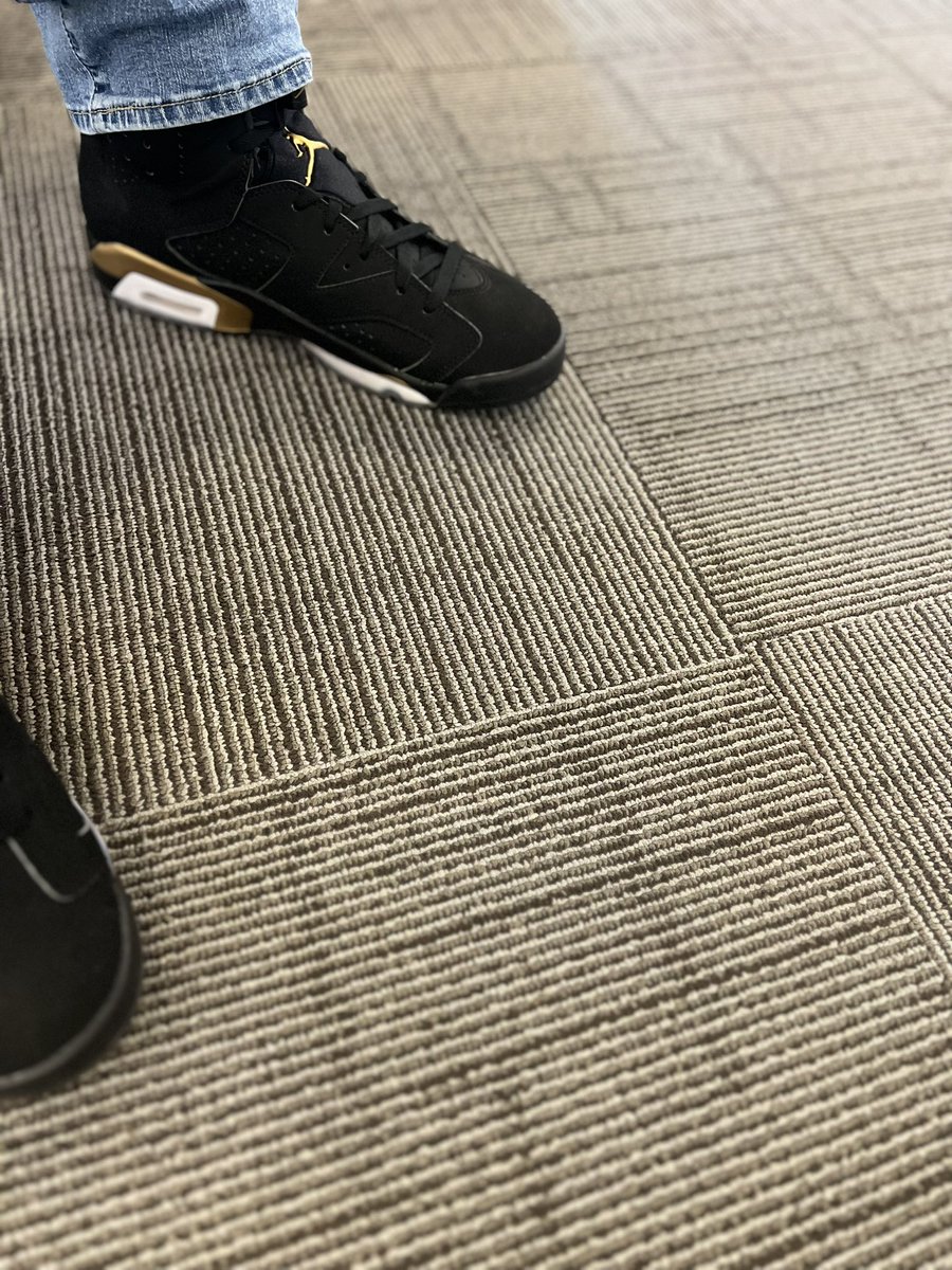 T_Brazel_Dazzle's tweet photo. #TipToeTuesday #SCFW2023 in my Air Jordan 6 Retro DMP 😉 #RealSneakerHead #True2ThisNotNew2This 👟 #LifeAtATT #Waverunners https://t.co/9H4YXwK8ae