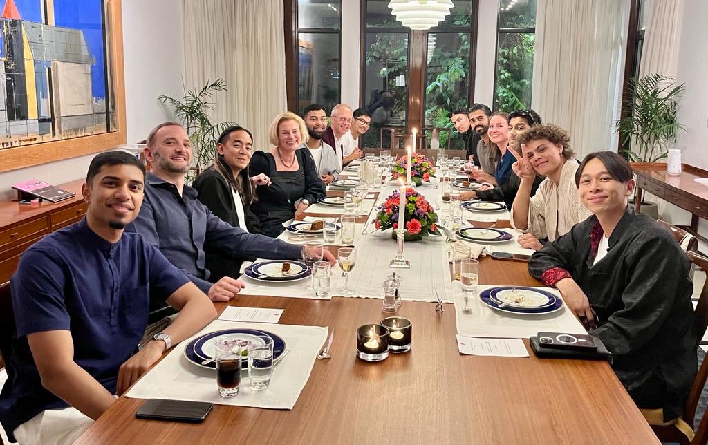 NorwayAmbIndia's tweet photo. How nice to host @TheQuickstyle at the Embassy in the middle of their India Tour. Check out instagram for their lovely Walk of love in front of #thetajmahal https://t.co/EjR0ZviXBv
