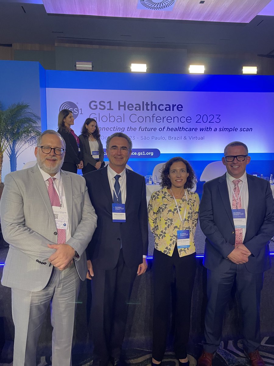 ⁦@gs1uk_hc⁩ Advisory Group members ⁦@RaynesAndrew⁩ & ⁦@stevieb68⁩ on the value to #patientsafety of #GS1 standards in hospitals ⁦@GS1Healthcare⁩ event #SaoPaolo today Andy & Steve with #GS1 President Renaud de Barbuat & VP ⁦⁦@GLissaldeBonnet⁩