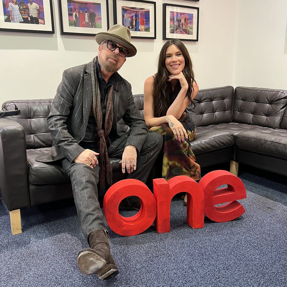 Time ⏳ for a treat on #TheOneShow tonight!

<a href="/jossstone/">Joss Stone</a> and <a href="/davestewart/">Dave Stewart/Eurythmics</a> are here to talk #TimeTravellersWifeMusical 🎶

Watch live now 👉 bbc.in/3LJHnOy