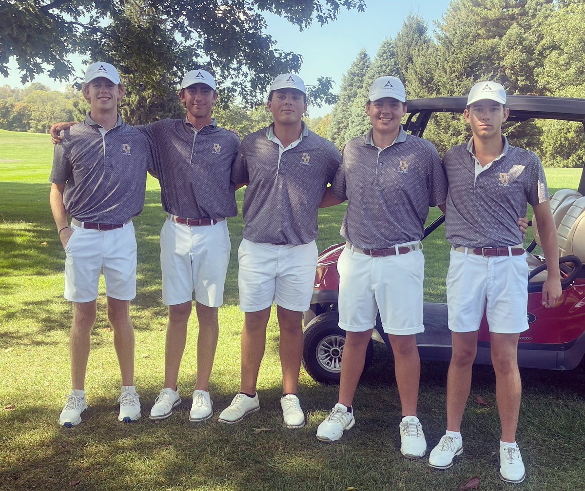 DJHSGolf's tweet image. Sectional Champs! 

Radtke-68
Hartman-73
Barnum-74
Bellinger-77
Richards-78

#GoCelts // #TheGoldStandard