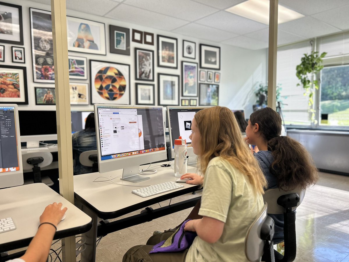 jbarnes_art's tweet photo. Our art7 class is learning @adobe #illustrator. After our class project students that were finished early asked to design a logo for their student gov campaigns! Then we used the #cricut to make them into stickers @MillbrookCSD_NY @Millbrookmsart https://t.co/bHdJTdertG