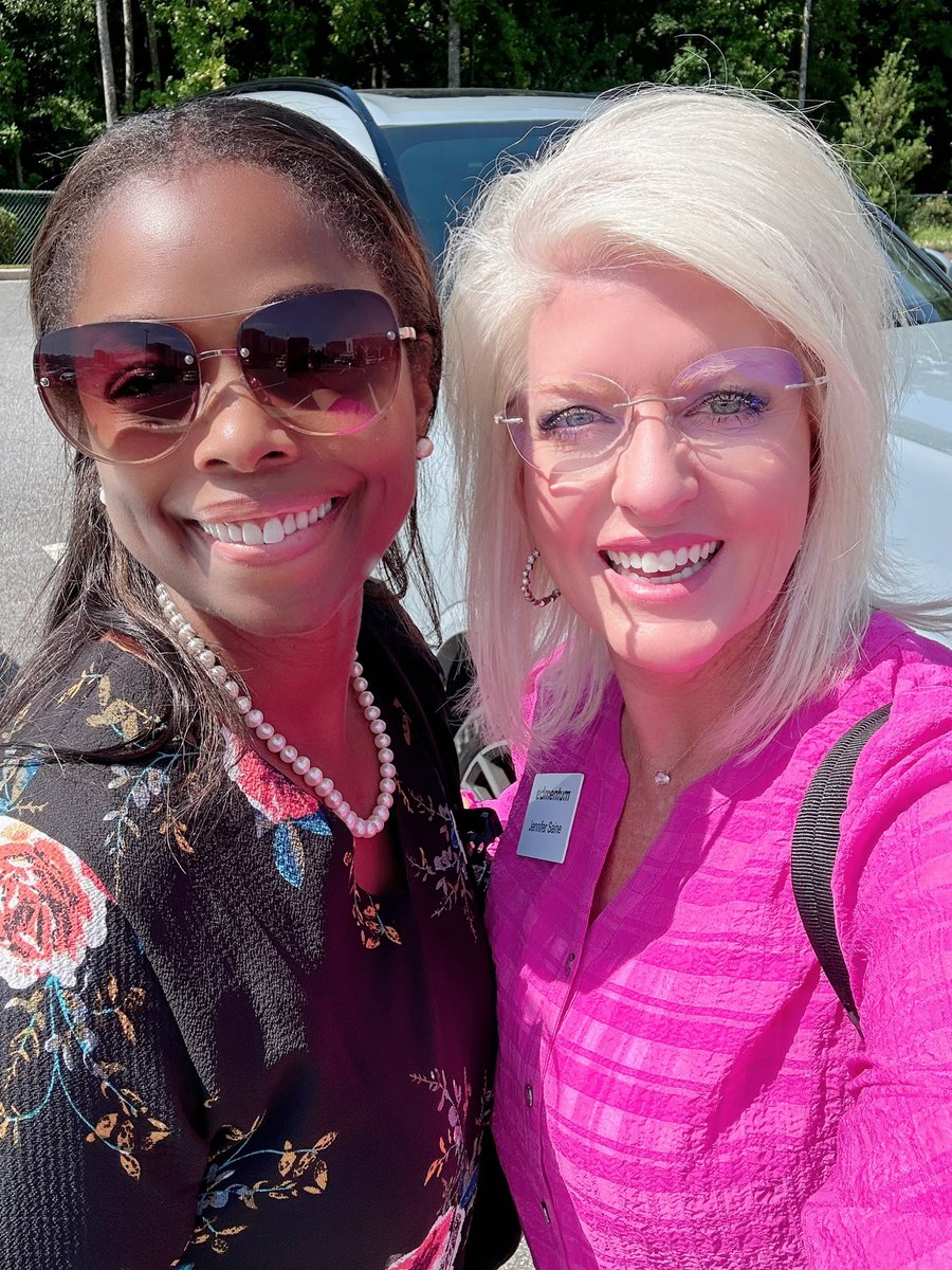 jennsaine tweet media