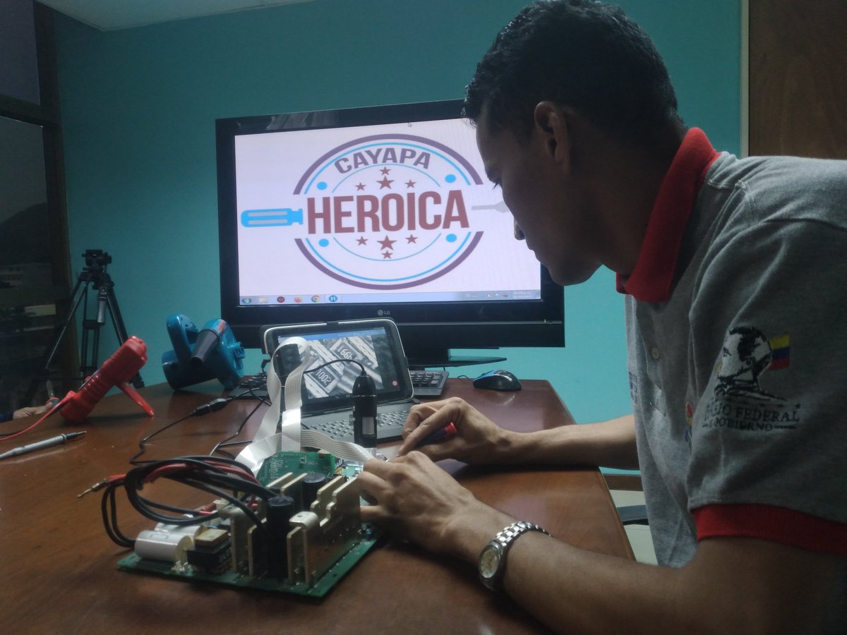 Mincyt_VE's tweet photo. #3Oct | Continúa formación de los brigadistas del Plan Cayapa Heroica en Anzoátegui 🔧

Lee la información ➡️ https://t.co/QPU4pNLNQK

#QueNotaRegresarAClases 
#CienciaParaLaVida https://t.co/WbBTP8PJJy