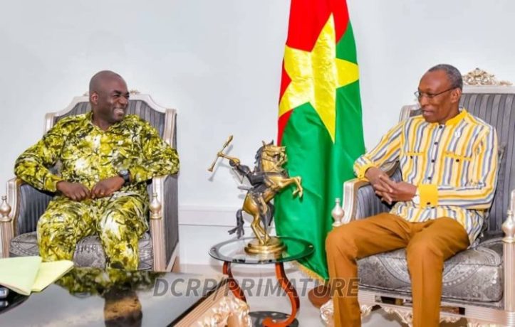 burkina24 tweet picture