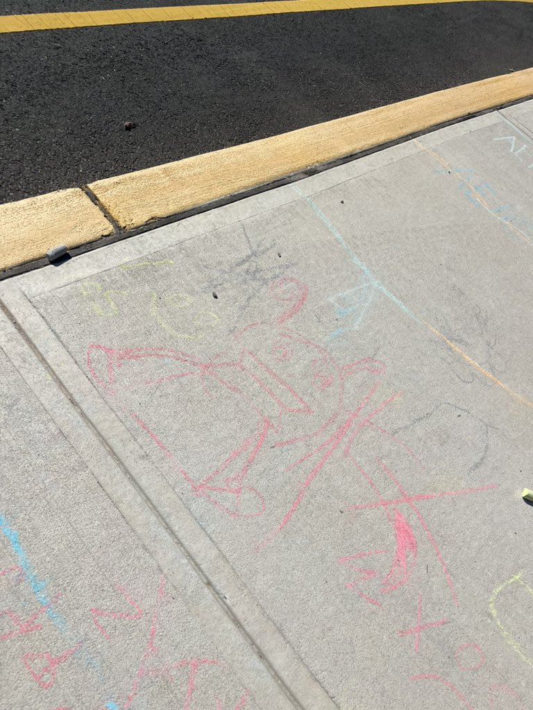 Chalk it up to respect! <a href="/CubsKp24/">Kennedy Park School #24</a> <a href="/mrslepoidevin/">Denise LePoidevin</a> <a href="/_Miss_McCabe/">Colleen McCabe</a>