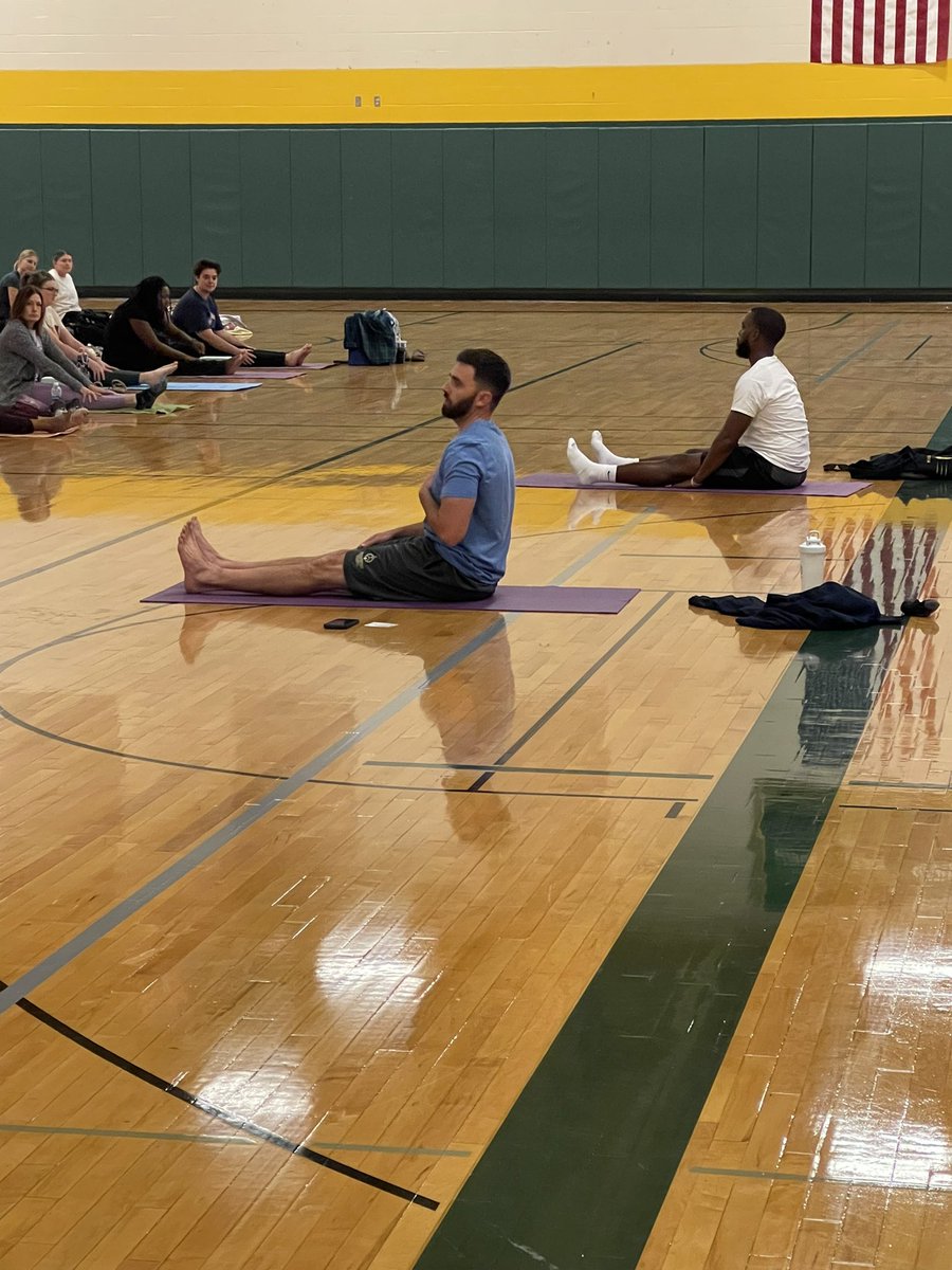 SpartanCoachW's tweet photo. PE department holding down yoga today for district wide PD @bennybuckets @CoachAlvis #CPSBest #CPSInspire #SpartanPride #kewpiePride https://t.co/VxQ8kCYlFZ