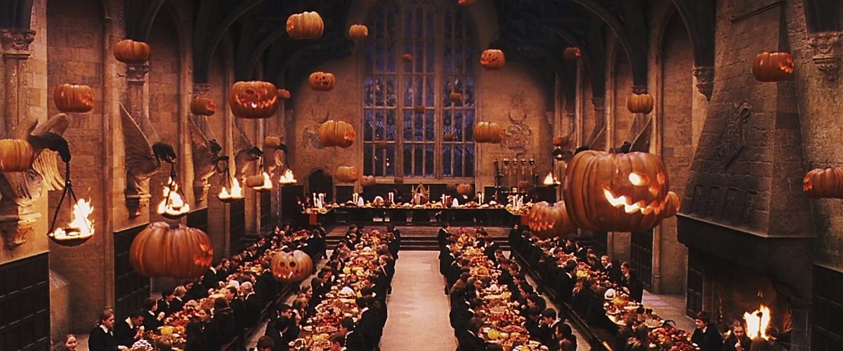 DailyHogxwarts's tweet photo. 🍂✨Hogwarts en otoño✨🍂 https://t.co/eehfVMrTZk