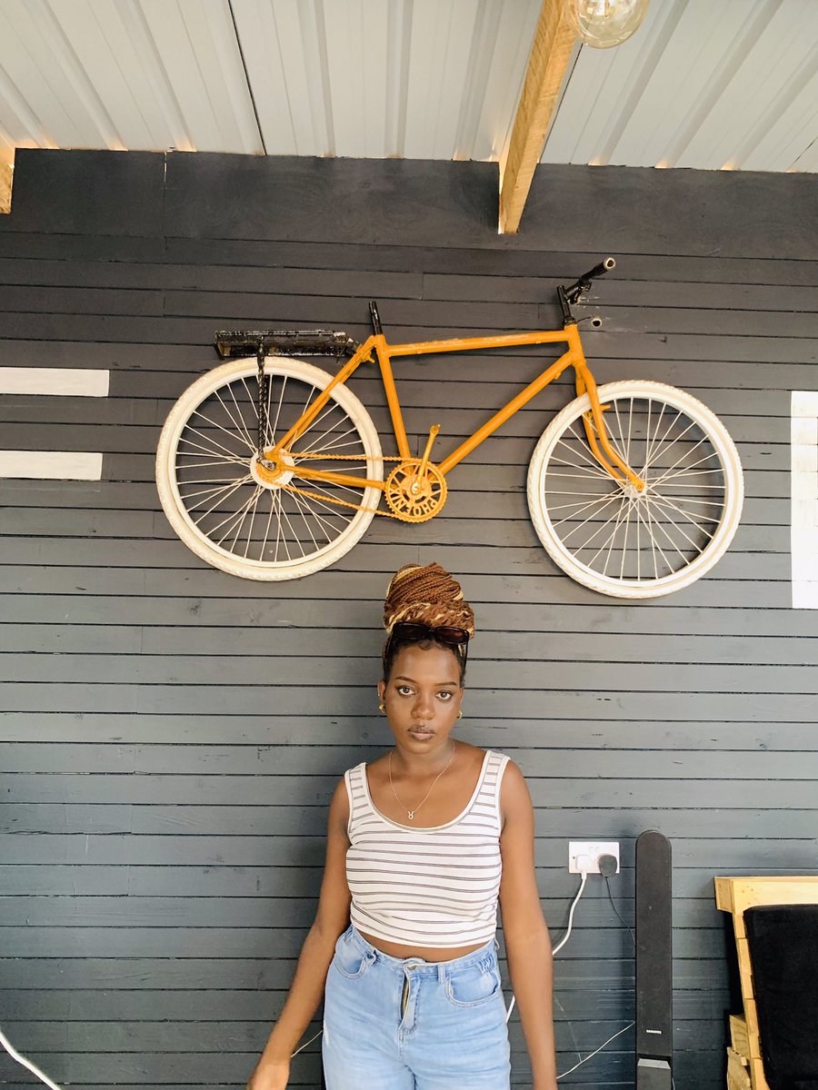 Malaika🧚🏾‍♀️ tweet media