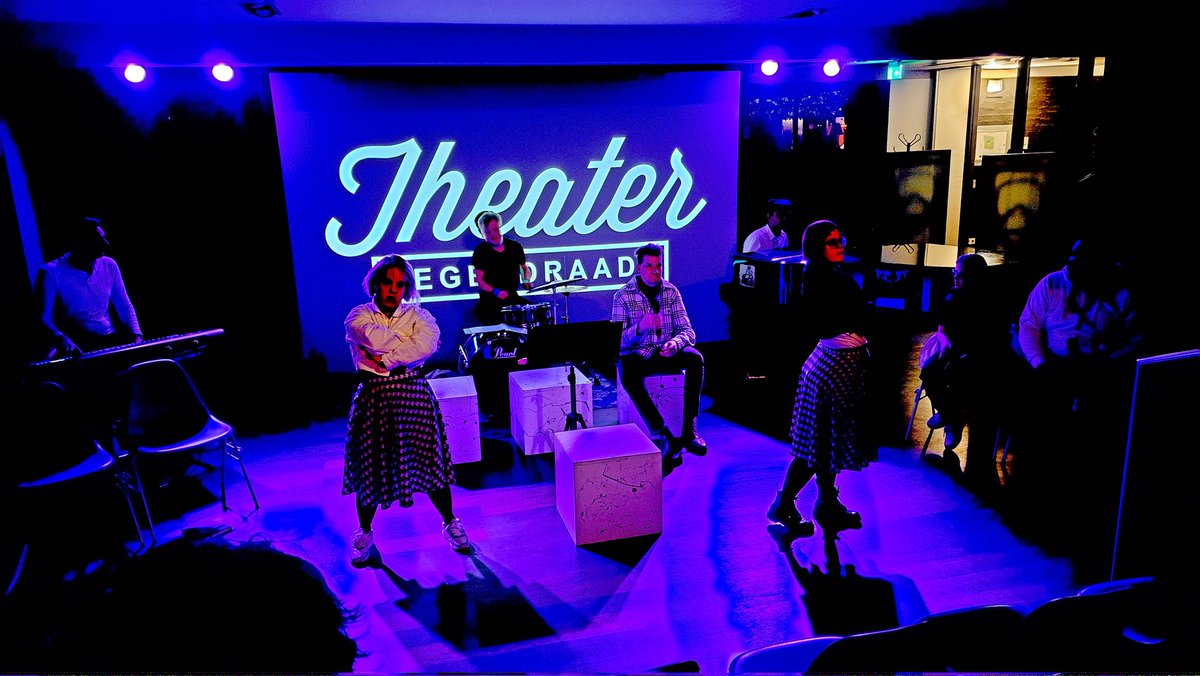 Prachtige uitvoering van voorstelling ' Wij zijn exclusief' door theater Tegendraads in de <a href="/bblthk/">de bblthk</a> in <a href="/stadwageningen/">De Stad Wageningen</a> <a href="/dgdevallei/">De Gelderlander</a> <a href="/kunstwageningen/">Cultuur Wageningen</a>