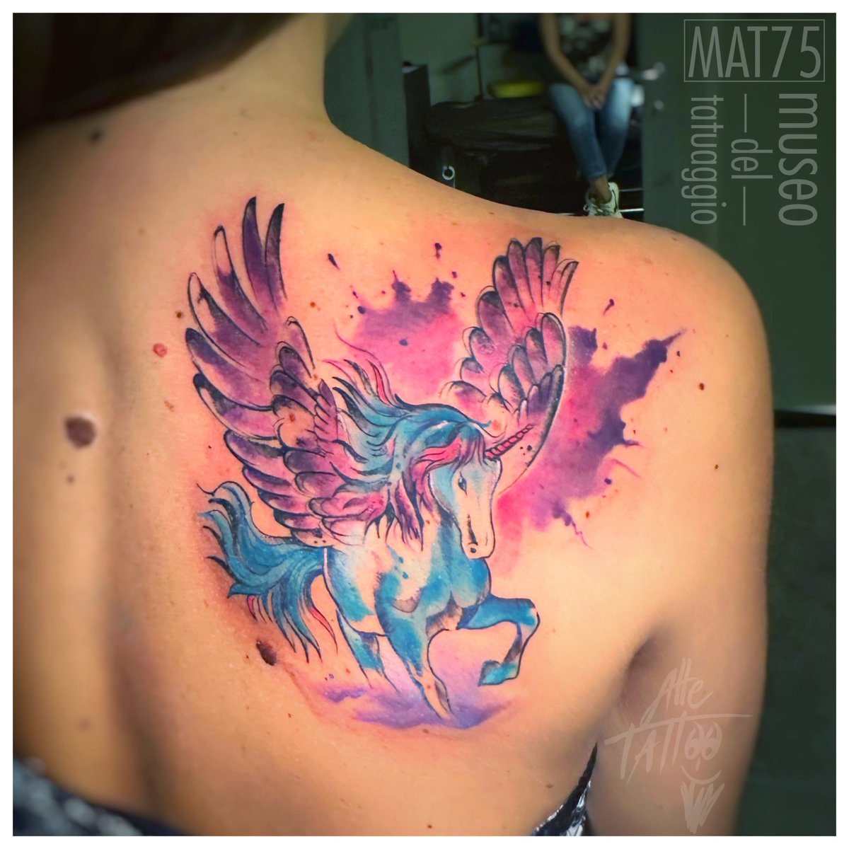 AlleTattoo's tweet photo. @alletattoo #pegaso #watercolor #ink #tattoo #cavallo #horse #equitazione #passione #pegasos #ali #alletattoo #mat75 #museodeltatuaggiolimidi #modena https://t.co/IS7ew38RB1