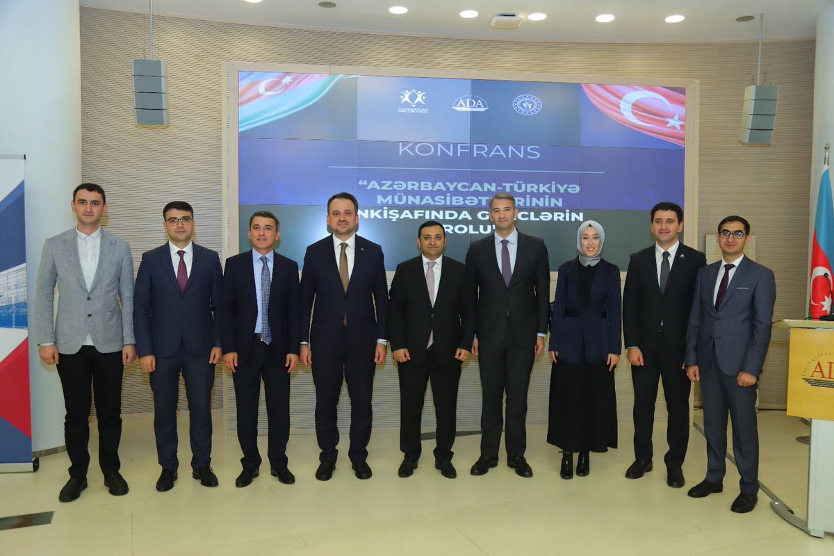 Ortak birçok gençlik projeleri yürüttüğümüz Gençler Fondu Başkanı Kadir Halilov, Rektör Yardımcısı <a href="/fismailzade/">Dr. Fariz Ismailzade 🇦🇿</a>, Gence Milletvekili <a href="/hamzanagif/">Nagif Hamzayev</a>, Nahçıvan Milletvekili <a href="/JabiGuliyev/">Cəbi Quliyev</a> ve gönlü birlik, beraberlik, kardeşlik için atan Can Azerbaycanlı gençlerimiz ile bir araya