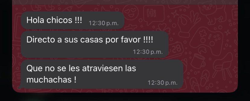 depresspaula's tweet photo. lo que mi mamá les manda a mis amigos JAJAJ https://t.co/44WGvFvTOB