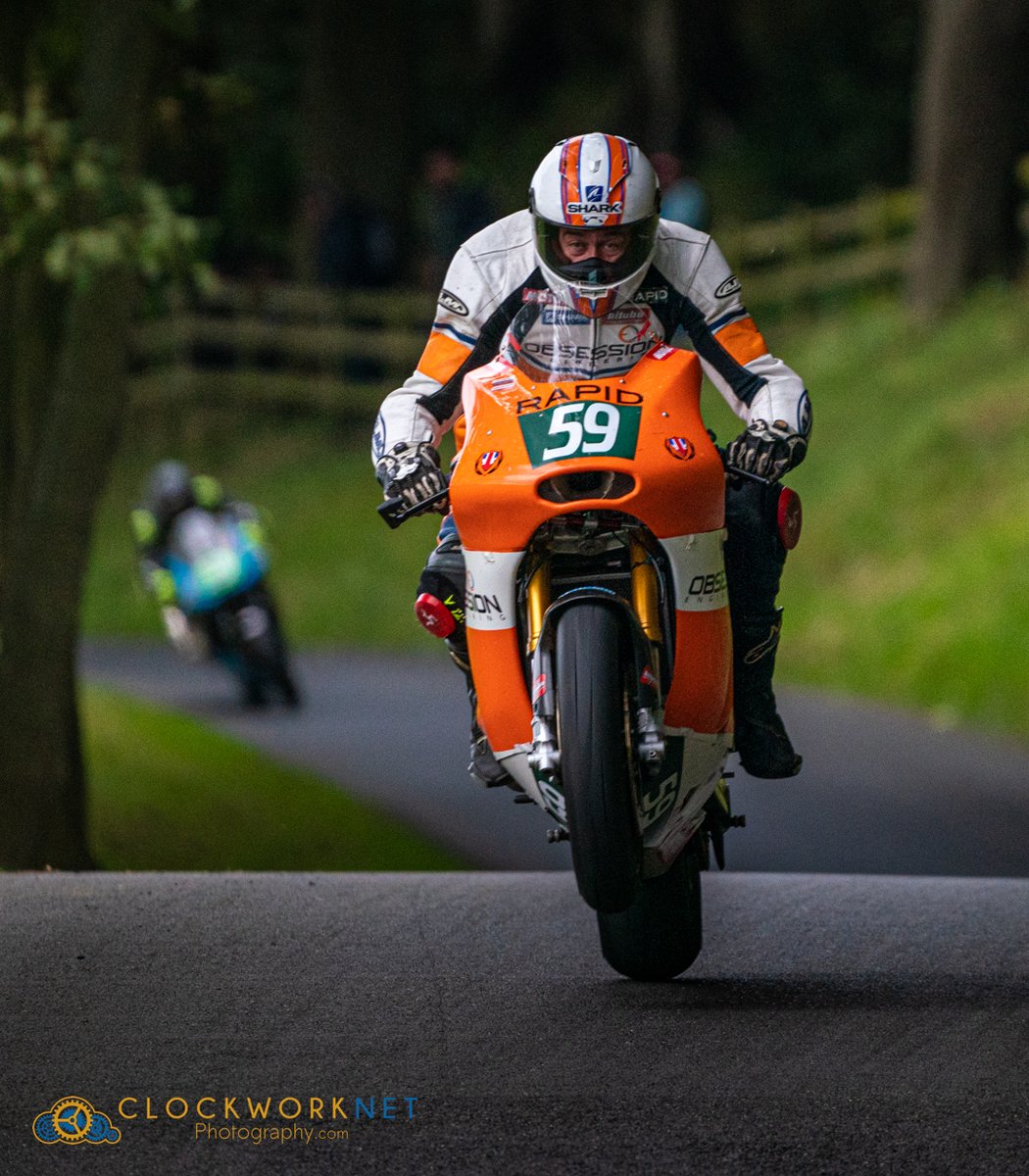 A nice byproduct of a trip to @MountOlivers, is plenty of content for #WheelieWednesday. Dave Hewson through Jefferies Jumps during the final race of the Steve Henshaw Gold Cup meeting. | #roadracing #oliversmount #scarborough #ukmotorsport