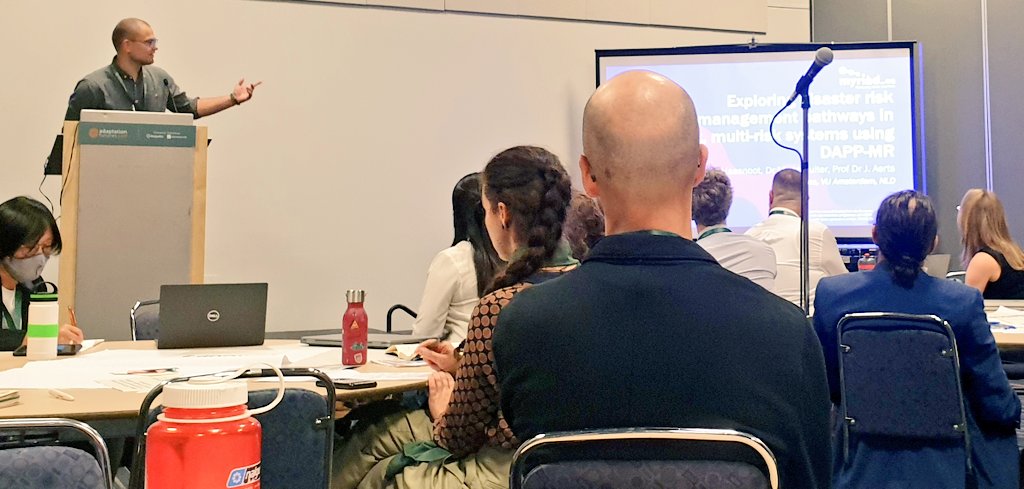 tmdeubelli's tweet image. @IIASAVienna's '23 YSSP @JuliusSchlmbrgr sharing about #AdaptationPathways for taking a system's perspective on multi-hazard, multi-risk events @Myriad_EU's session #AdaptFutures23