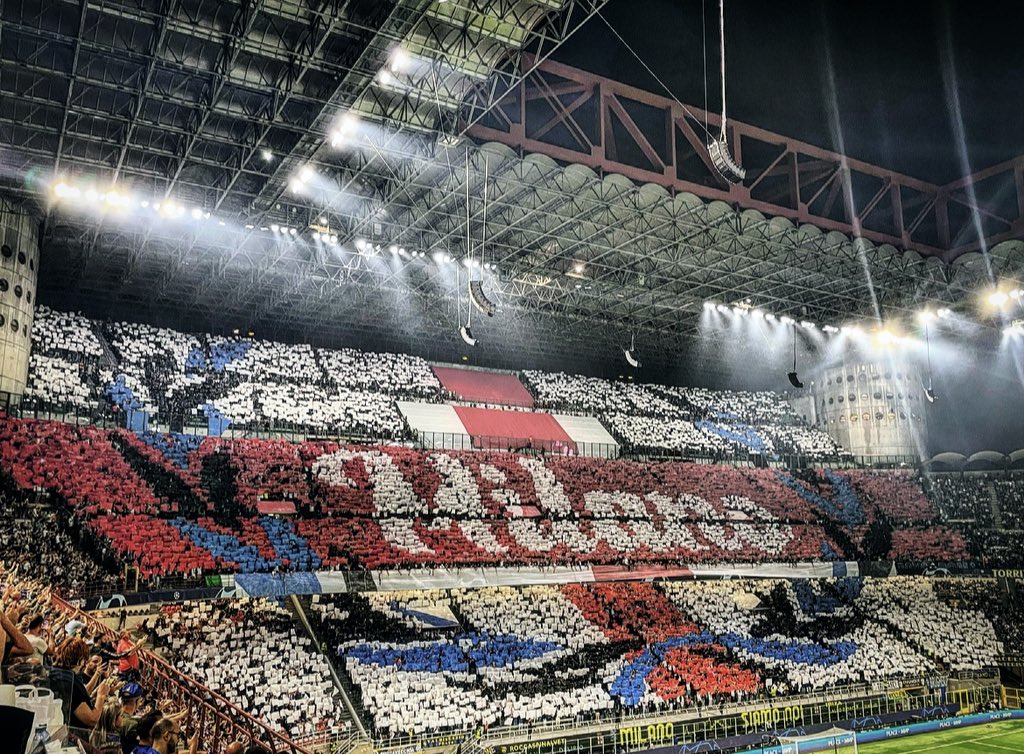 FBiasin's tweet photo. Va’ che bella. #InterBenfica https://t.co/0TGdTvQb7d
