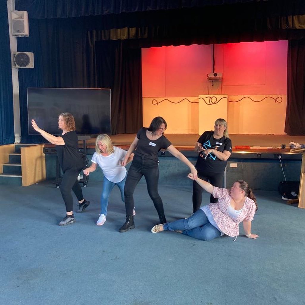 EpEpms's tweet photo. Do you enjoy peforming and want to advance your skills or interested in the technical side of shows?

For more information visit our website at https://t.co/cJtAQ5kyLT

To go direct to tickets visit https://t.co/3UGGKXAy06

Location at Essex Police HQ Assembly Hall, Chelmsford https://t.co/ai96HvNjKO