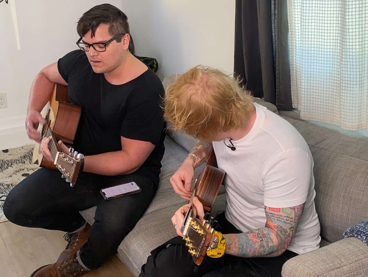 johnturri_'s tweet photo. Life is beautiful. Shout out to my mom for making this happen. #dream #edsheeran #edhq #tinglyteds https://t.co/9zUFM2IIcQ