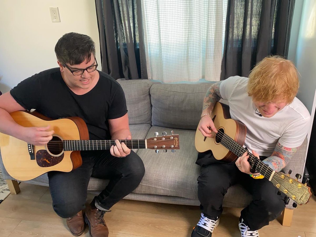 johnturri_'s tweet photo. Life is beautiful. Shout out to my mom for making this happen. #dream #edsheeran #edhq #tinglyteds https://t.co/9zUFM2IIcQ