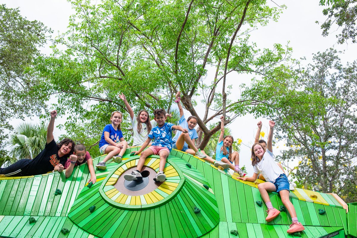 Calling all homeschooled kids... Join us in the Garden for Homeschool Co-School with Paper Tree House. A new eight-week session begins Wednesday, October 18th. It's the perfect time to join! For more info: tr.ee/bbKr-7ZgH1