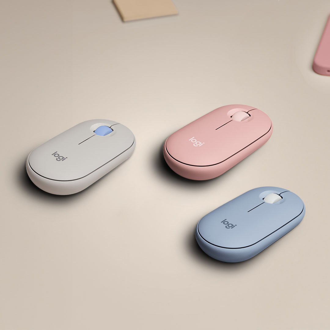 Logitech's tweet photo. You *can* sit with us. Ft. the more-than-45%-recycled plastics. 

#Pebble2 #MeanGirlsDay https://t.co/shyoWscK7n
