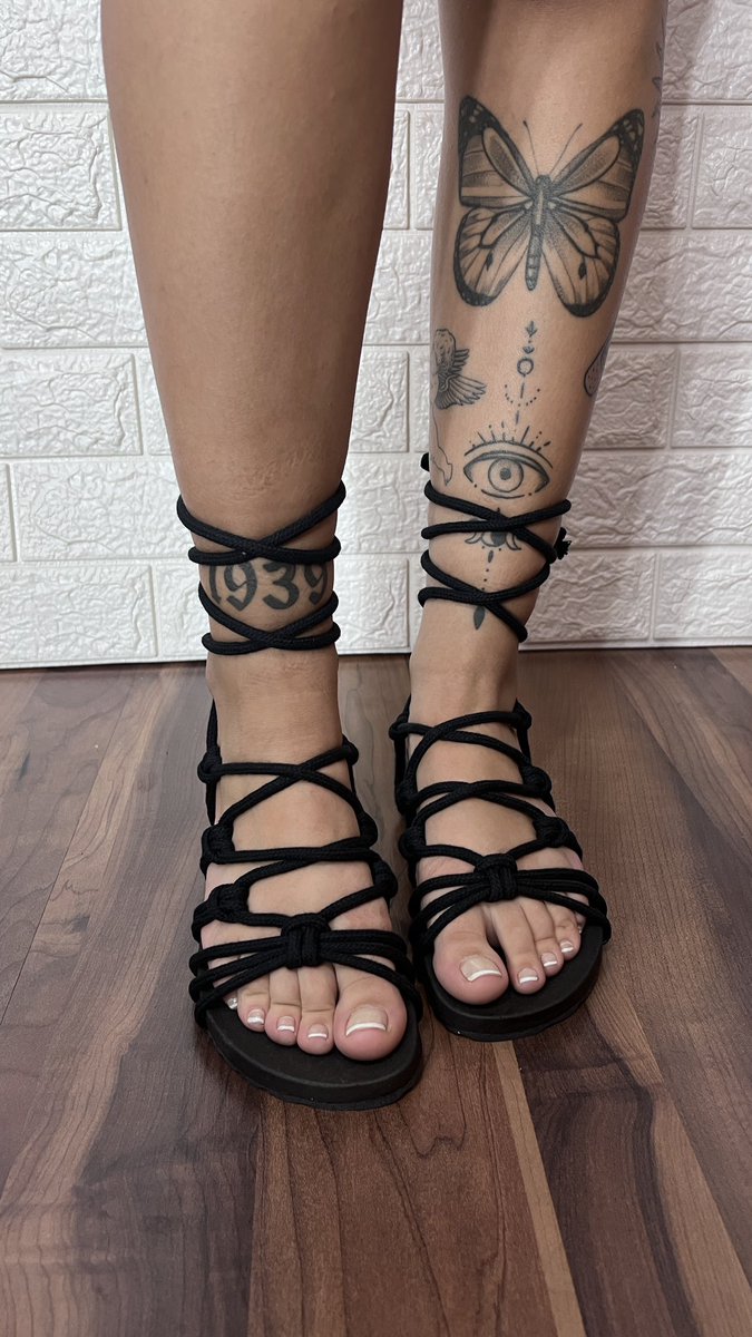 docevicioshoes's tweet photo. Nossas papetes mais queridas por aqui , papete baixa Carol ❤️

Disponível na cor preta/ preta e branca/ off

⚡️Numeração: 34 ao 40

Valor: 
R$ 109,90 pix 
R$ 119,90 cartão em até 3x sem juros 

Pedidos pelo WhatsApp 

https://t.co/VdDyCpjcc8 https://t.co/co3yFL1ZSz