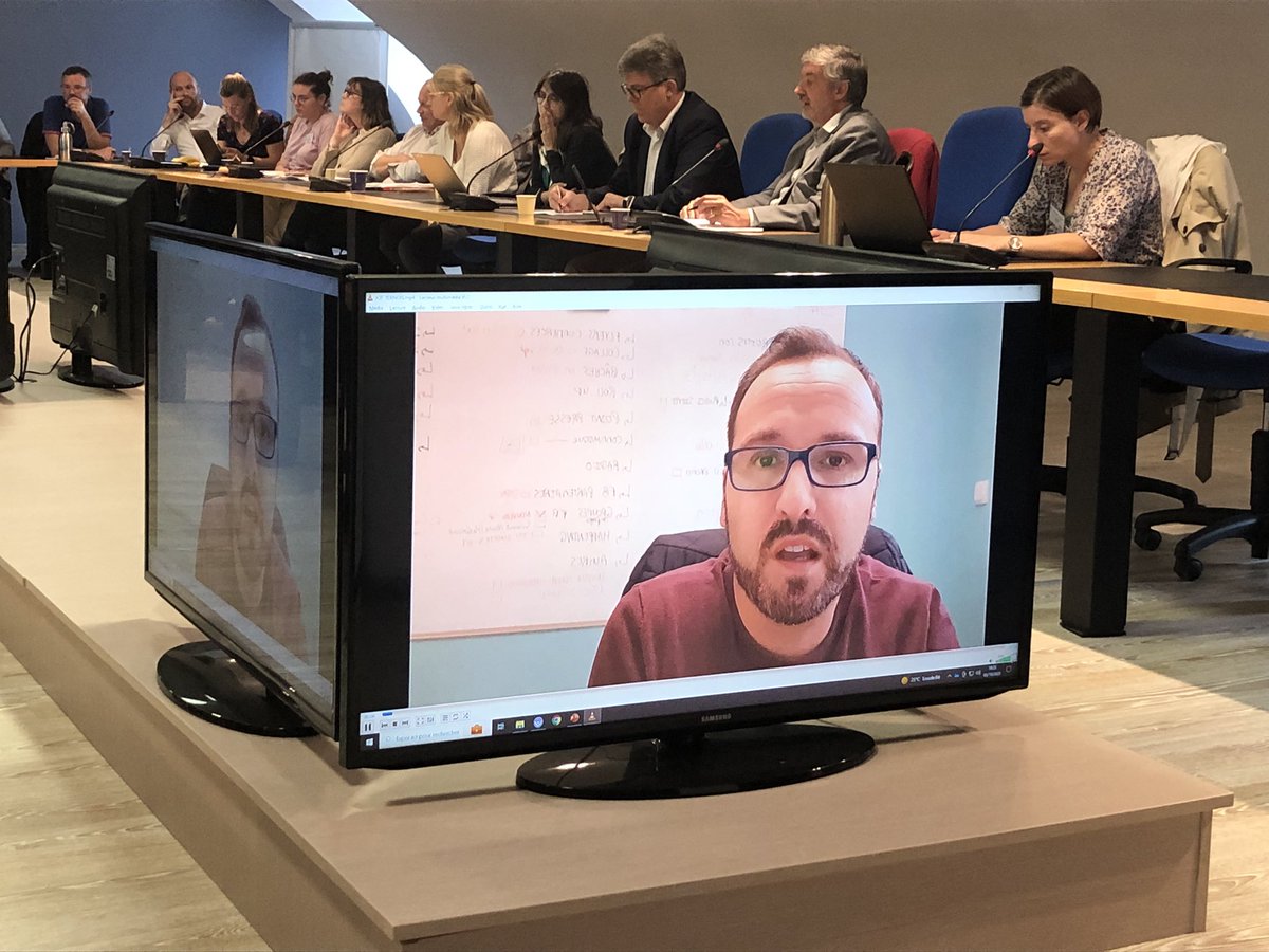 DesrousseauX 🐿 tweet media