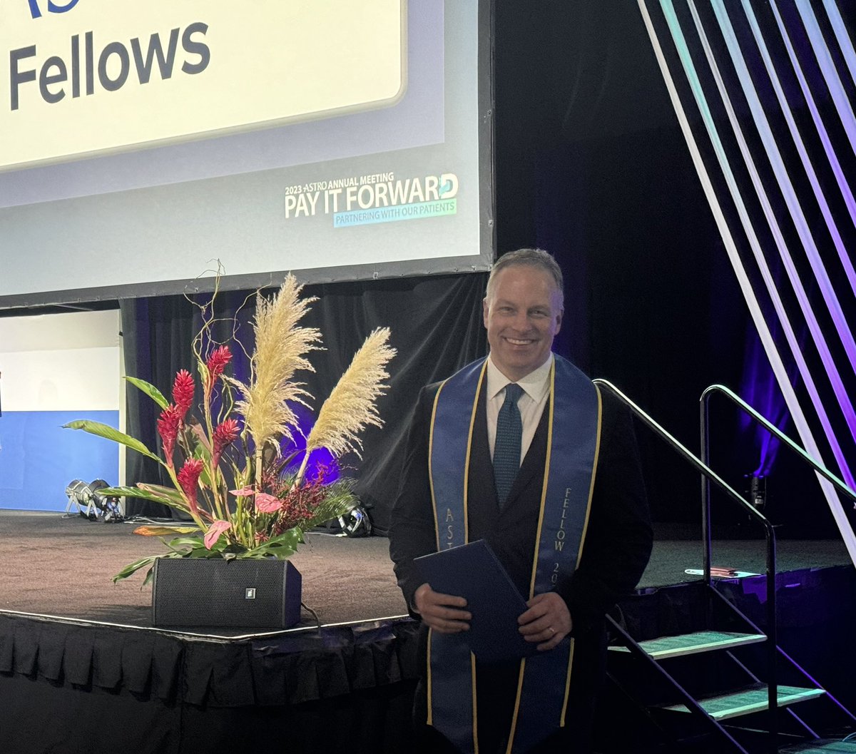 Sophia Kamran, MD (@sophia_kamran) on Twitter photo Congratulations to all the #ASTRO23 fellows this year but especially to my mentor, colleague and friend <a href="/HenningWillers/">Henning Willers, MD, FASTRO</a>!!!
Thank you 🙏🏽 for always keeping it real when it comes to #radbio/#science even tho it is often painful 😂 I am a better person and scientist because of it! Congratulations to all the #ASTRO23 fellows this year but especially to my mentor, colleague and friend <a href="/HenningWillers/">Henning Willers, MD, FASTRO</a>!!!
Thank you 🙏🏽 for always keeping it real when it comes to #radbio/#science even tho it is often painful 😂 I am a better person and scientist because of it!
