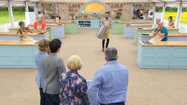 SophieTucker88's tweet photo. @BritishBakeOff 1st it was #Custardgate, Then it was #Bingate (The Most Controversial Bake off Moment EVER!) & Now THIS! #Doughgate https://t.co/EEQnPUXuuz