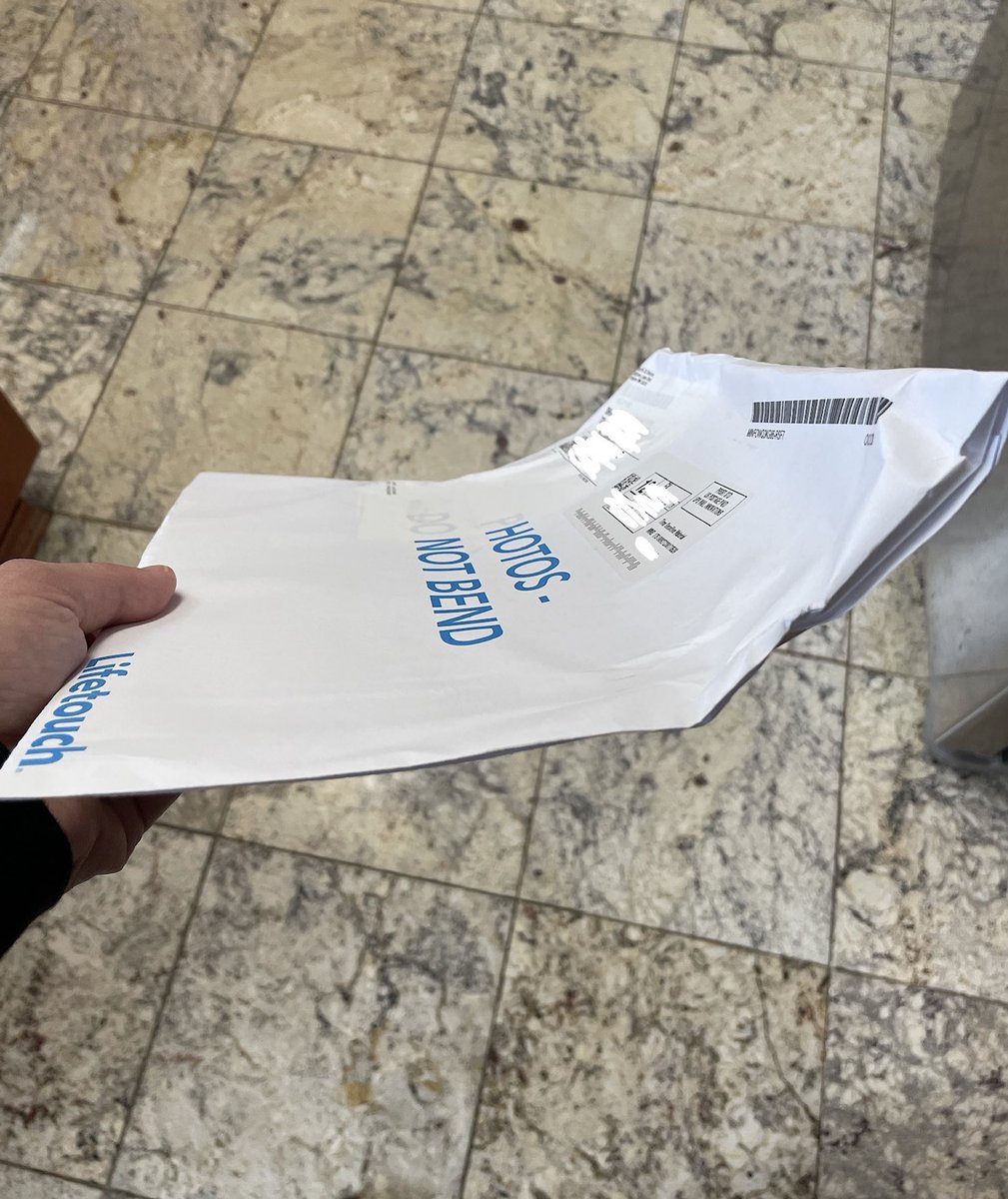 SmurfibleCook's tweet photo. Excellent level of service @USPSHelp Brilliant. No notes. https://t.co/ajgdCjB39y