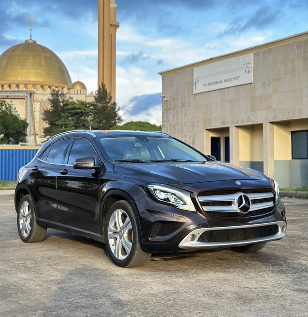 Automall_ng's tweet photo. Mercedes Benz GLA250 2015 model 
Price:15.5m
Duty: paid 
Panoramic roof
Location: Abuja 
#congratulationsdavid #Manchesterunited womanizing 
@__yellows @___Bils @el_uthmaan @saamaccido_ @Imranmuhdz @_hafsat_paki @_ameeyraah @hayateey1 @chandni_lish @HMujeili @Mvnaaa___ Retweet https://t.co/FT6TmWIaSr