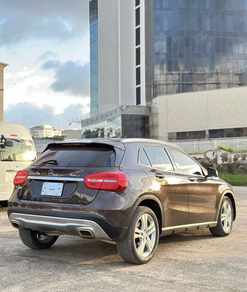 Automall_ng's tweet photo. Mercedes Benz GLA250 2015 model 
Price:15.5m
Duty: paid 
Panoramic roof
Location: Abuja 
#congratulationsdavid #Manchesterunited womanizing 
@__yellows @___Bils @el_uthmaan @saamaccido_ @Imranmuhdz @_hafsat_paki @_ameeyraah @hayateey1 @chandni_lish @HMujeili @Mvnaaa___ Retweet https://t.co/FT6TmWIaSr