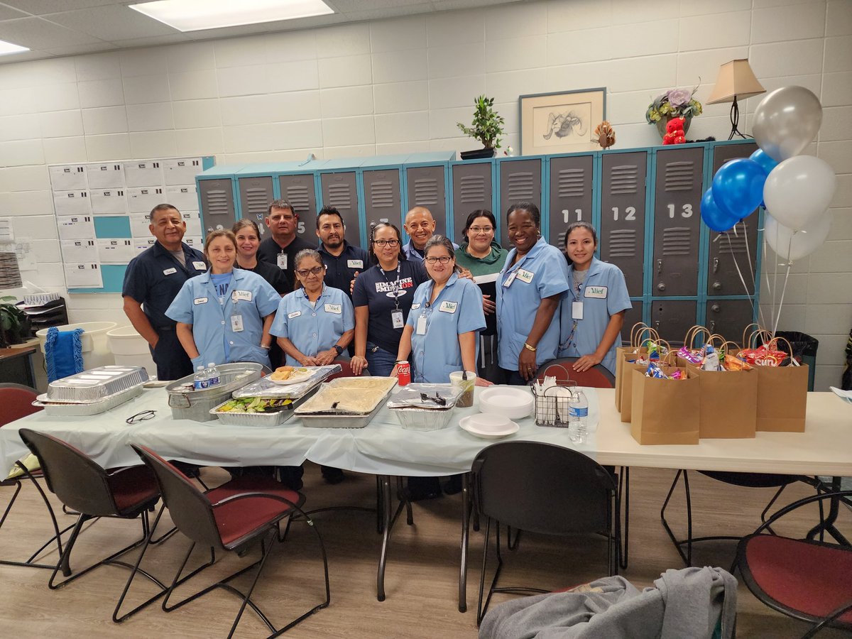 ElsikHighSchool's tweet photo. We are so thankful to have an AMAZING Custodian Team!  They are simply the best! #Thankful #AtTheCore! https://t.co/WbQ3cnwWOe