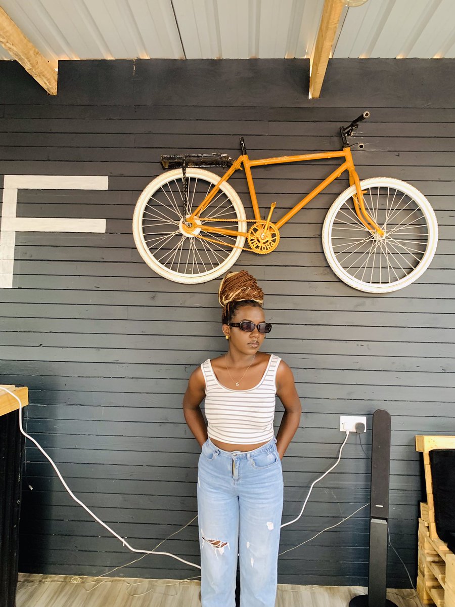 Malaika🧚🏾‍♀️ tweet media