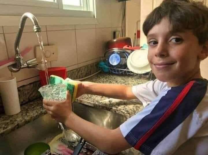 Egyptianmemees's tweet photo. انا في اي بيت مش بيتنا .. https://t.co/M0r5FSK5Pb