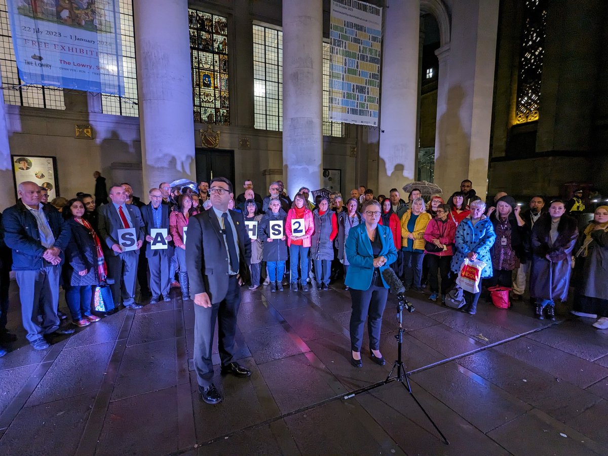 Manchester council leader Bev Craig: 'We're standing here 14 hours before the PM is rumoured to make a speech about HS2 urging him to think again.' @MENnewsdesk