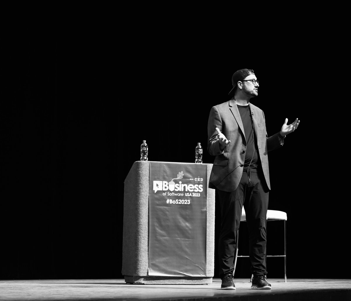 WindAddict's tweet photo. Next, @krbazzy and Derik Sutton tell us about demand-side sales at Autobooks. #bos #bos2013 https://t.co/KQpPR5s8RJ