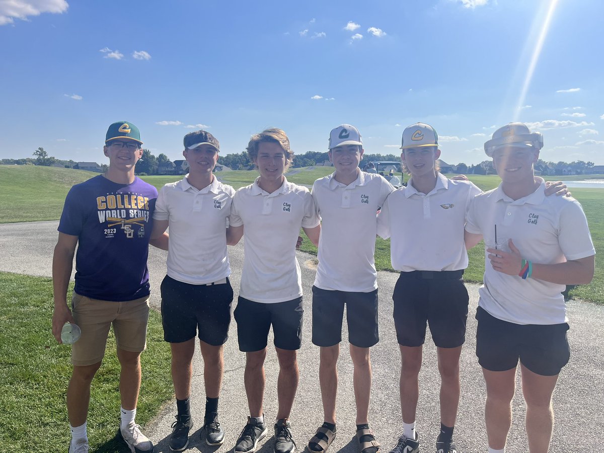 robbelegrin's tweet photo. @clayathletics @NLL_Sports Clay Golf qualifies for the D1 district with a score of 327. @vinnygallaher 79, @BrockFussell 80, @DarinFussell 83, @TyFranke21 85, Kyle Rhuland 86.  Great Job Eagles. https://t.co/pxQnwX3sZl