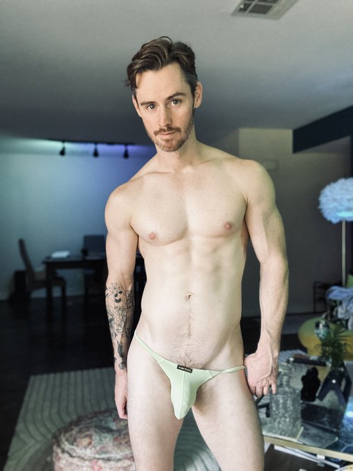 If you want to zoom in, I support it. 😗 https://t.co/nmEcW4Gbse