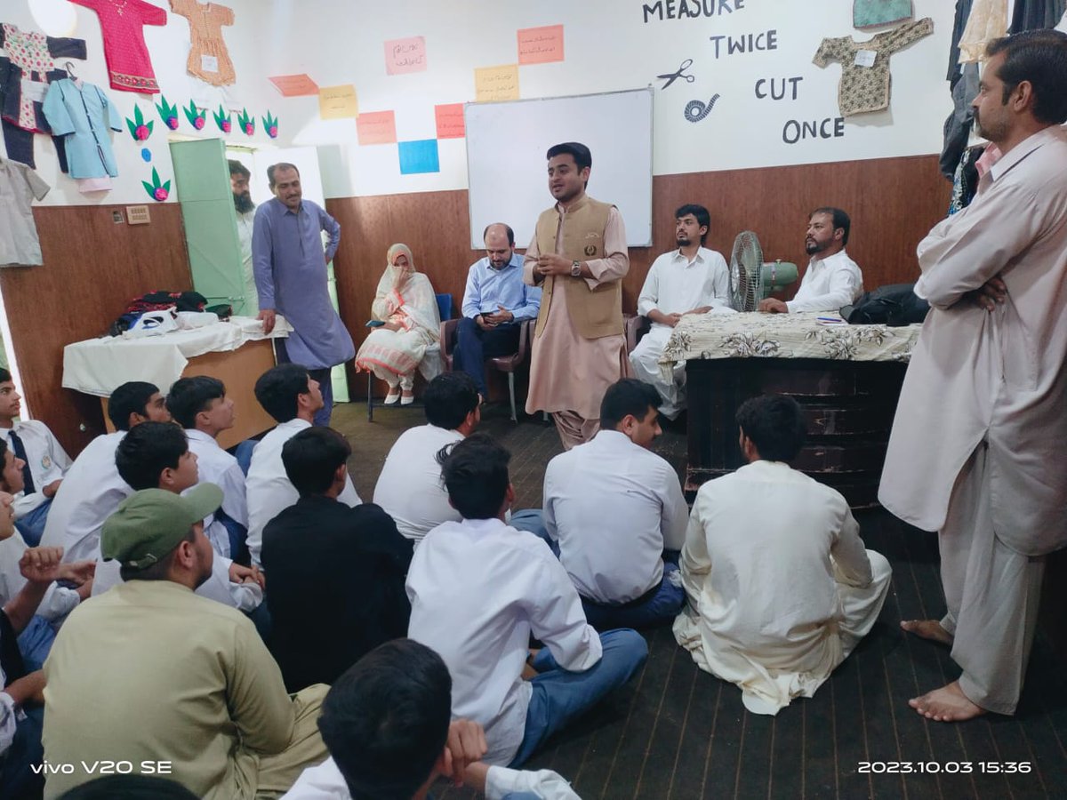 Bashirqta's tweet photo. Spent a pleasing day at Web Balochistan #Sibi Training Center with #TVET #Traning Participants & staff to share insights on the #ENTREPRENEURSHIP as a Career Choice and igniting spark in #Youth to lead as #corporate #business Leaders from #Balochistan by @SmedaOfficial - #NBDP. https://t.co/qZFptqAHyF