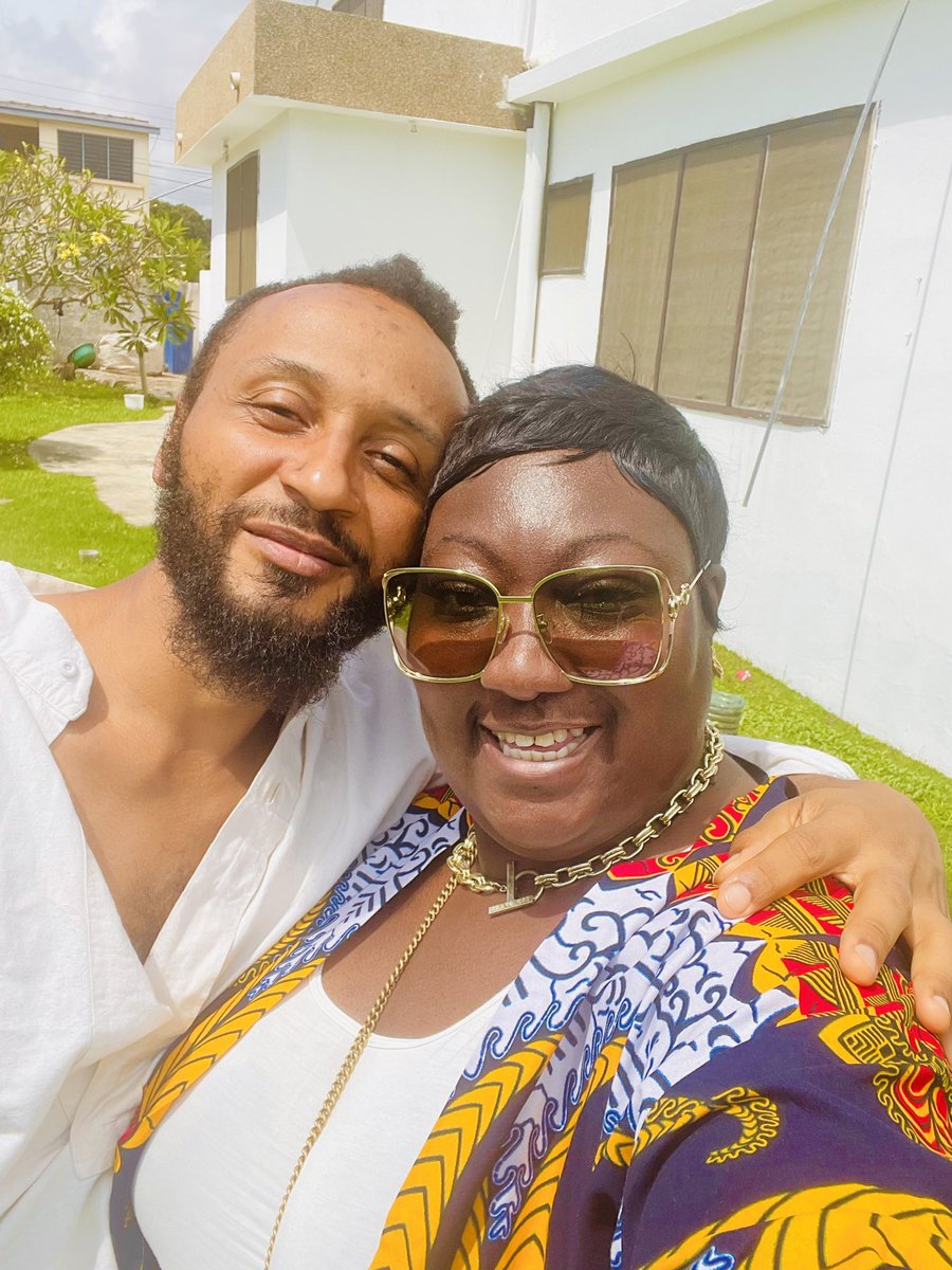 MsLadyPhyll's tweet photo. I’m in my homeland Ghana 🇬🇭 for a quick visit and I’m so lucky that I get to meet up with family @wanlov who I love dearly and grateful to be attending ‘The 66th Commonwealth Parliamentary Conference #CPA @CPA_Secretariat @Kaleidoscope_T #TCEN #Changemakers #Legislation #WomenAndGirls #LGBTIRights #AfricaRegion
