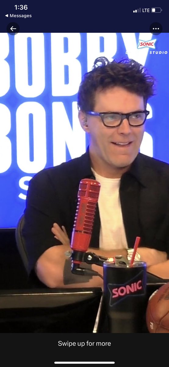 sup3rmom's tweet photo. Hey @sonicdrivein how do I get one of those fancy Sonic cups like @bobbybonesshow ? Asking for me and my friend. https://t.co/c9AvbSWVPo