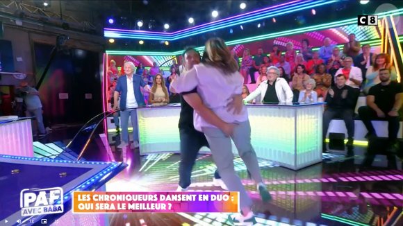 MFelfa's tweet photo. #TPMP #alexgoude #benaïm #maire

Les 2 harcèlement sexuel sur TPMP Jean-Michel Maire et Alex GOUDE https://t.co/DFWaQRcMV6