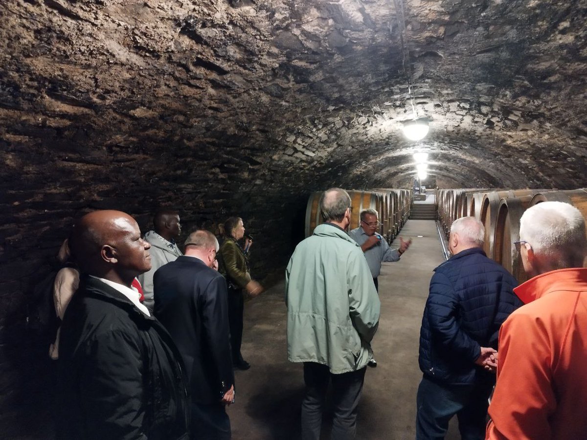 🍷🍇A toast to the kick-off of the XVth IRU General Meeting! We started with a fantastic visit to Mayschoss Winery #Cooperative, Europe's oldest. Thanks to Mayschoss for their hospitality and a big welcome to our members from all over the world. Looking forward to a great week!