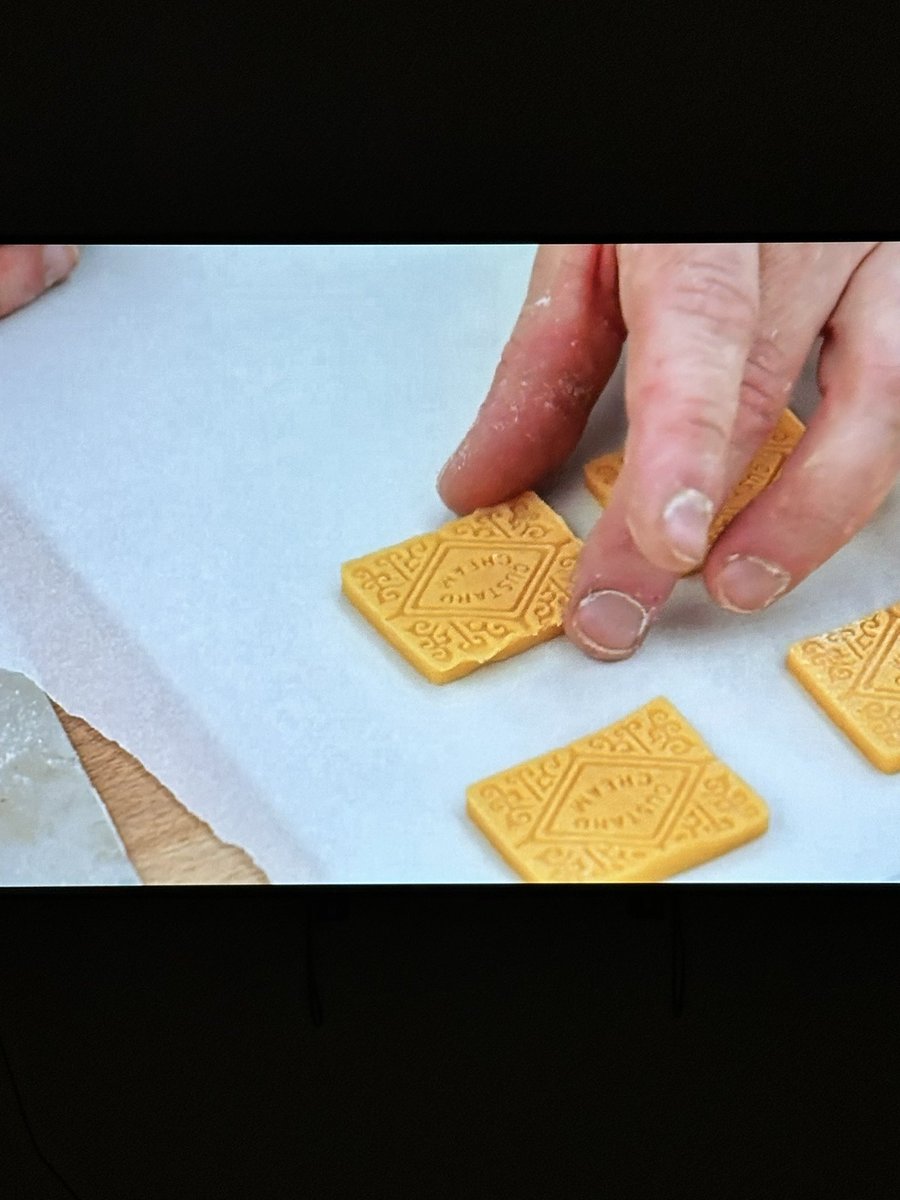 Teestainer's tweet photo. @NewspaperPogal Making custardos on Bake Off. Yummy. Buttery biscuit base. https://t.co/DLAGpS4OVb