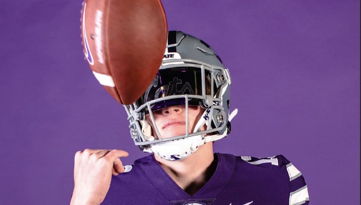 STOCK RISERS  |   A look at several of KS biggest producers (2024)

💯Several prospects making noise
<a href="/3TreyCarter/">Trey Carter</a> <a href="/wdorsey112/">William Dorsey</a> <a href="/dylan_dunn_13/">Dylan Dunn</a> <a href="/Jackson_King10/">Jackson King</a> <a href="/braydenkunz5/">Brayden Kunz</a> <a href="/ColtonMckanna/">Colton McKanna</a> <a href="/Ryeki_T15/">Ryeki Tuley</a> <a href="/BradyVanDonge/">Brady VanDonge</a> <a href="/MaxYounie/">Max Younie</a> <a href="/HZimmerman15/">Harvey Zimmerman</a>

STORY ⏩ sixstarfootball.com/article/inside…