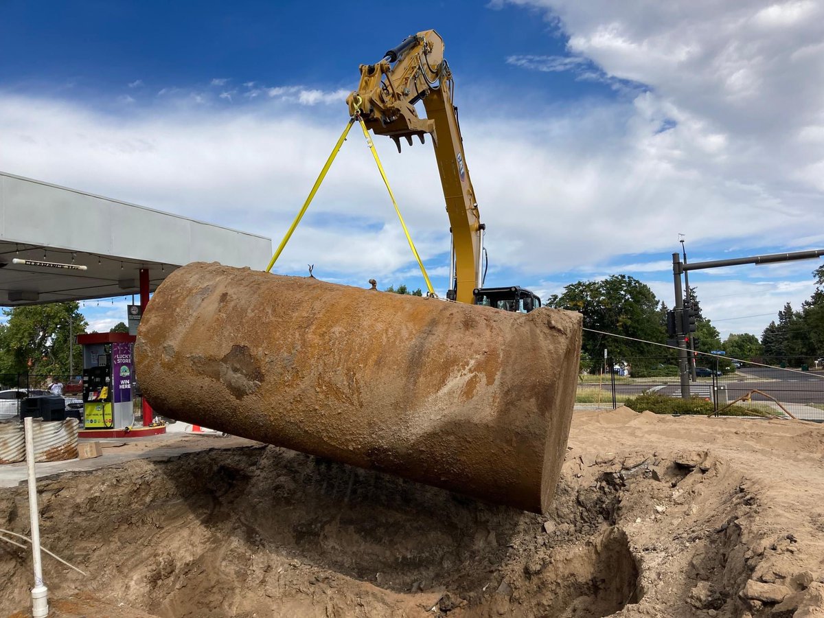 cgrsinc's tweet photo. Tank removal this week, tank set next week! Now that the tank removal is complete we can turn our attention to piping and installation. Out with the old and in with the new! 
#refinedfuels #gasstation #fuelinstallation #UST #tankremoval #refinedfuels https://t.co/nX7Lkp1NFb